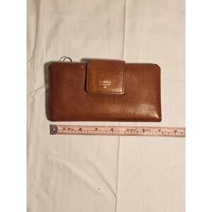 FOSSIL WALLET BROWN LEATHER - LIKE NEW CONDITION